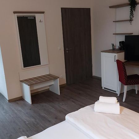 Gasthuus Ulenhoff Hotel Westoverledingen ภายนอก รูปภาพ