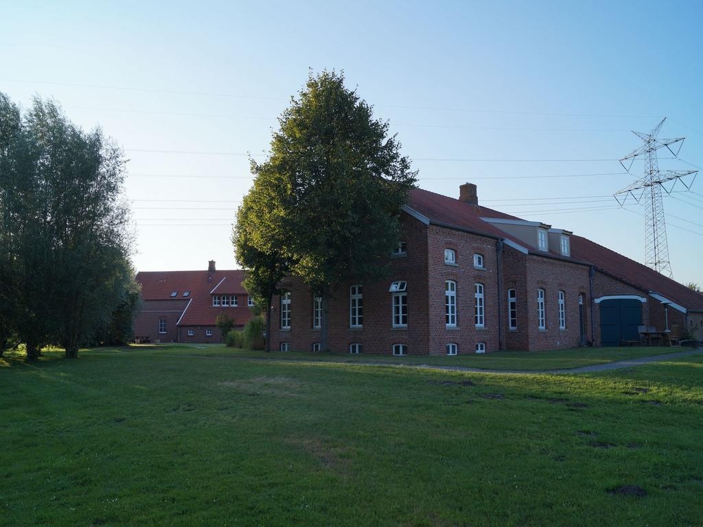Gasthuus Ulenhoff Hotel Westoverledingen ภายนอก รูปภาพ