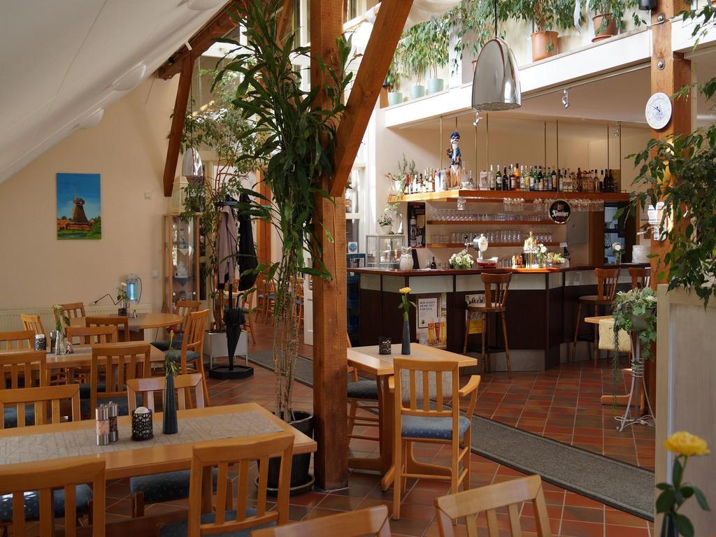 Gasthuus Ulenhoff Hotel Westoverledingen ภายนอก รูปภาพ