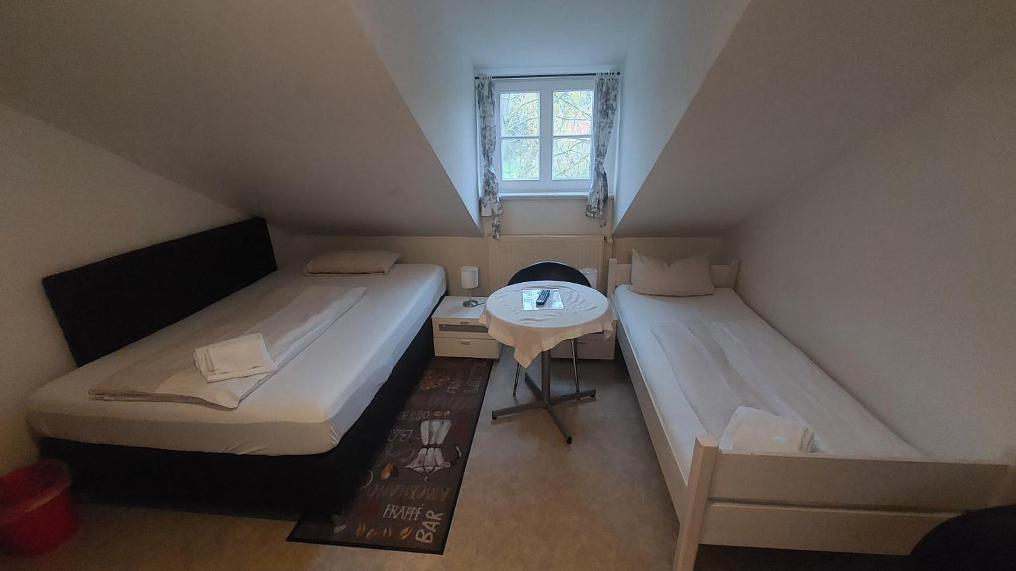 Gasthuus Ulenhoff Hotel Westoverledingen ภายนอก รูปภาพ