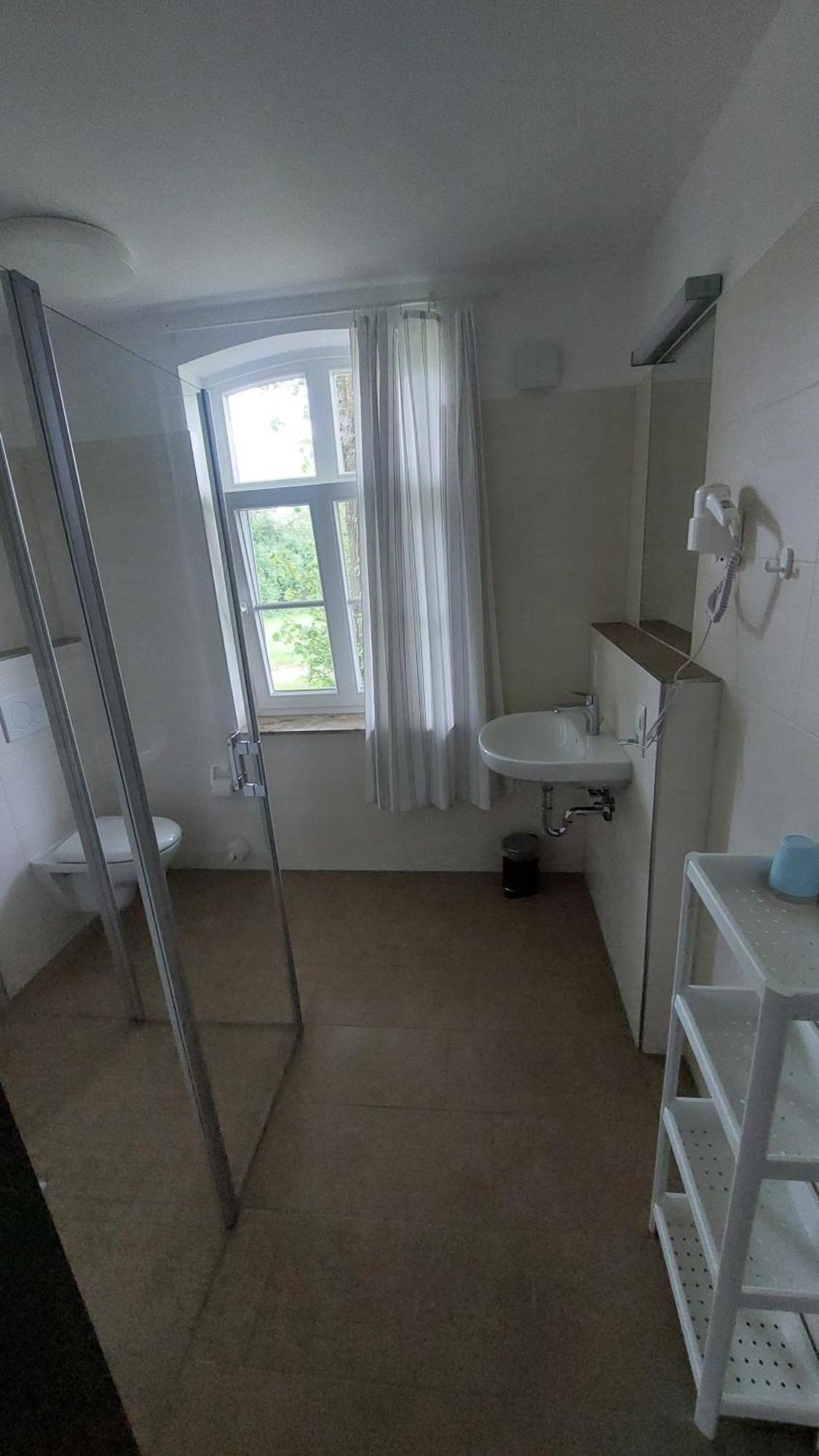 Gasthuus Ulenhoff Hotel Westoverledingen ภายนอก รูปภาพ